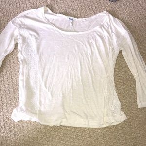 Splendid Tops - Splendid 3/4 sleeve shirt Splendid Tops - Splendid 3/4 sleeve shirt